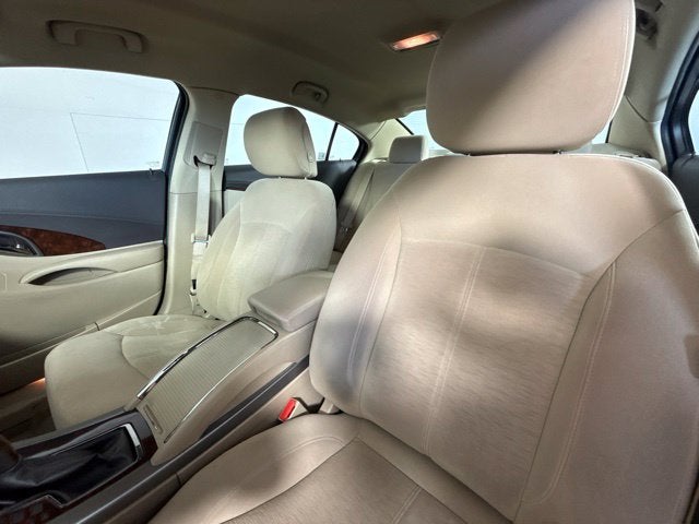 2011 Buick LaCrosse CX w/ ONLY 31K MILES!!!