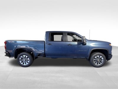 2026 Chevrolet Silverado 2500HD Custom