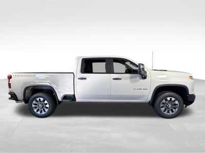 2026 Chevrolet Silverado 2500HD Custom