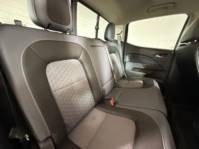 2017 Chevrolet Colorado Z71 w/ HEATED SEATS