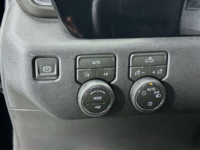 2026 Chevrolet Silverado 1500 LT LT1