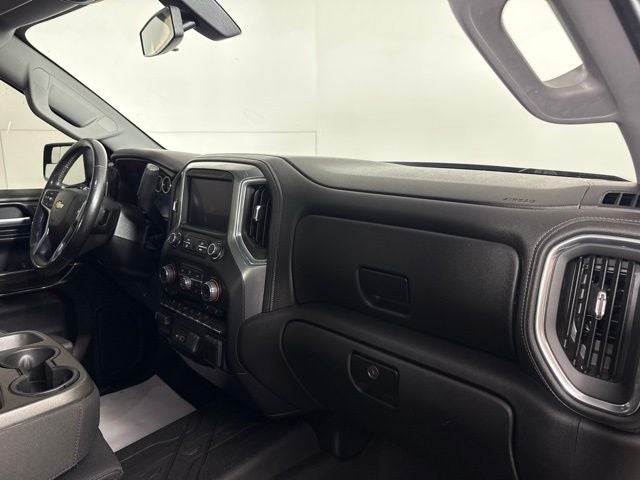 2019 Chevrolet Silverado 1500 LT w/ ONE OWNER