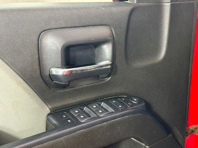 2017 Chevrolet Silverado 1500 Custom w/ APPLE CARPLAY