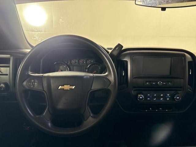 2017 Chevrolet Silverado 1500 Custom w/ APPLE CARPLAY