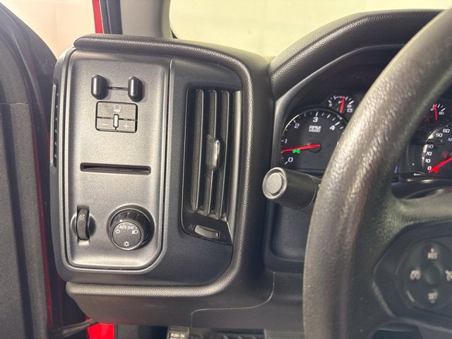 2018 Chevrolet Silverado 1500 Custom w/ TOW PACKAGE