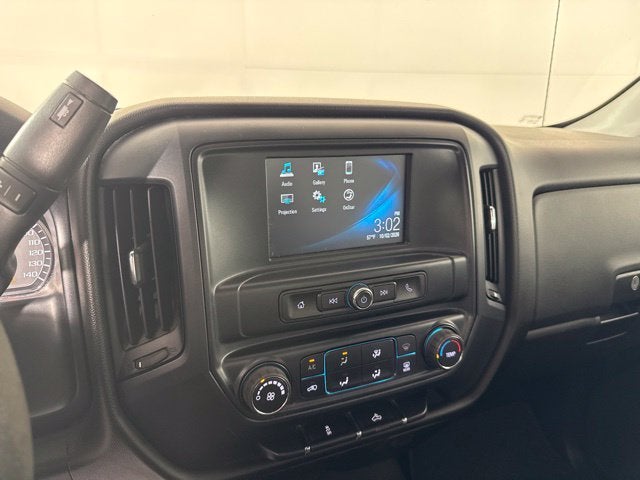 2018 Chevrolet Silverado 1500 Custom w/ TOW PACKAGE