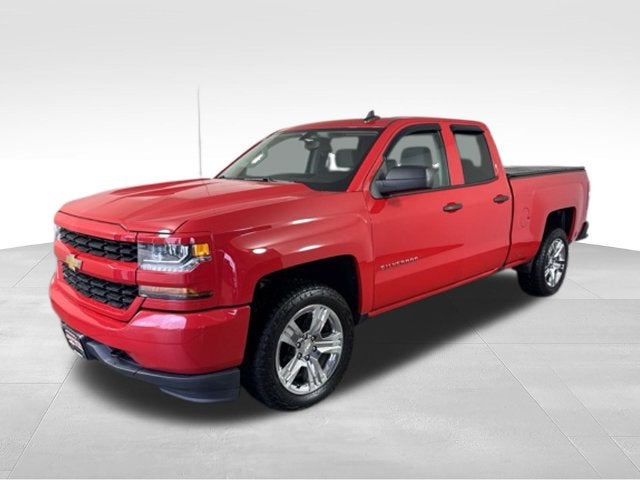 2018 Chevrolet Silverado 1500 Custom w/ TOW PACKAGE