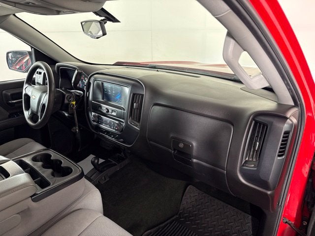 2018 Chevrolet Silverado 1500 Custom w/ TOW PACKAGE