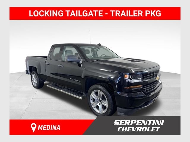 2018 Chevrolet Silverado 1500 Custom w/ LOCKING TAILGATE