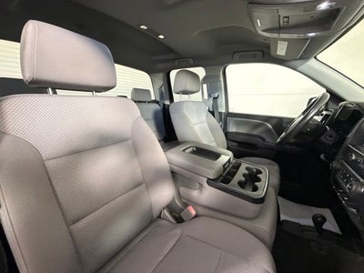 2018 Chevrolet Silverado 1500 Custom w/ LOCKING TAILGATE