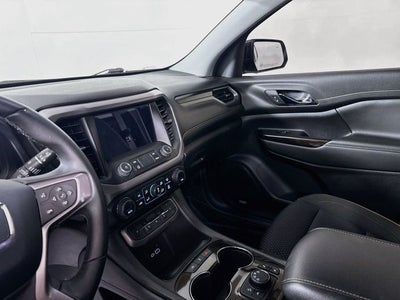 2023 GMC Acadia AT4 w/ BOSE AUDIO