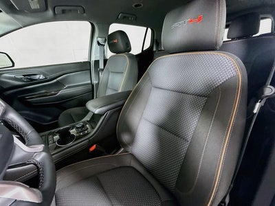 2023 GMC Acadia AT4 w/ BOSE AUDIO