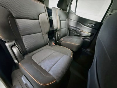 2023 GMC Acadia AT4 w/ BOSE AUDIO