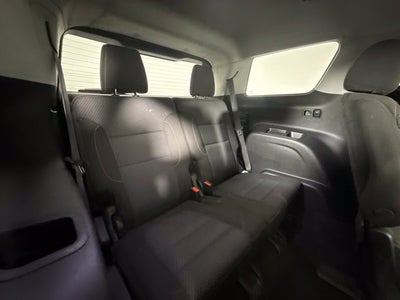 2023 GMC Acadia SLE w/ REMOTE START