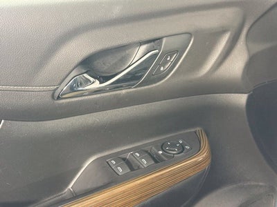 2020 GMC Acadia SLE w/ TRI ZONE CLIMATE