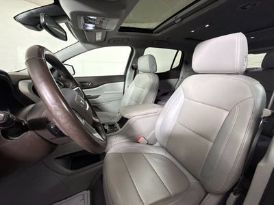 2022 GMC Acadia SLT w/ PANO ROOF