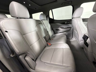 2022 GMC Acadia SLT w/ PANO ROOF