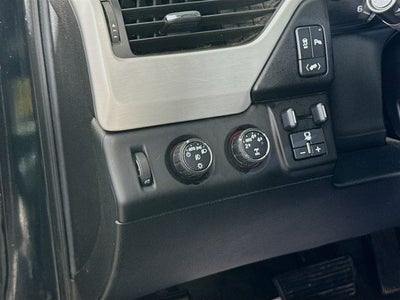 2015 GMC Yukon SLE w/ BOSE AUDIO