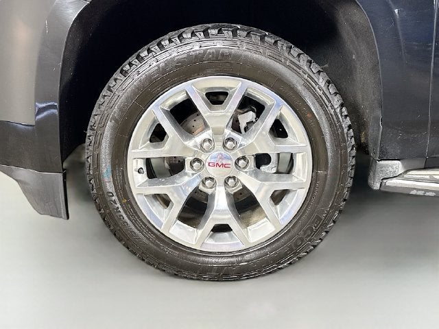 2015 GMC Yukon SLE w/ BOSE AUDIO