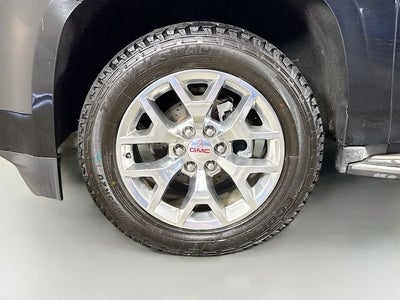 2015 GMC Yukon SLE w/ BOSE AUDIO