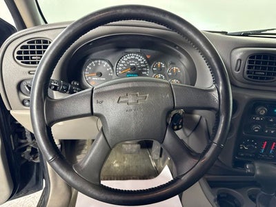2002 Chevrolet TrailBlazer LS W/ 4WD