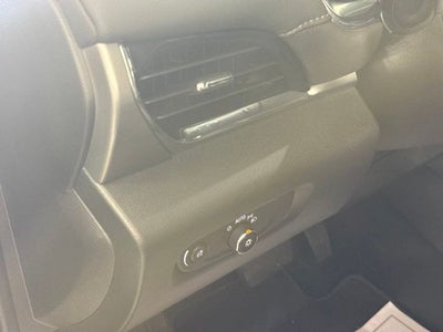 2023 Chevrolet Traverse LT w/ PWR LIFTGATE