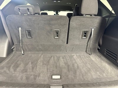 2023 Chevrolet Traverse LT w/ PWR LIFTGATE