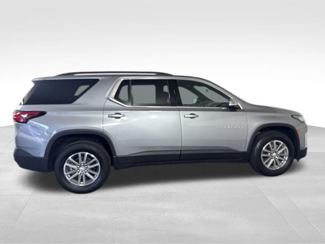 2023 Chevrolet Traverse LT w/ PWR LIFTGATE