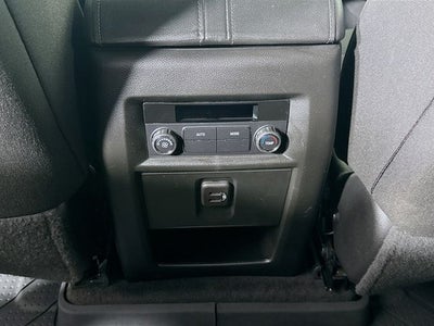 2023 Chevrolet Traverse LT w/ HEATED SEATS