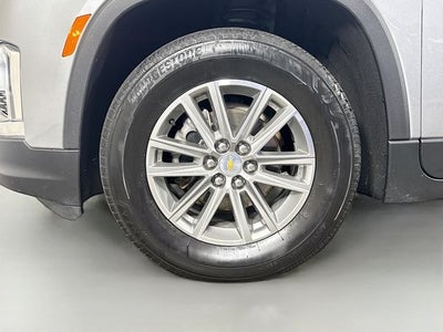 2023 Chevrolet Traverse LT w/ HEATED SEATS