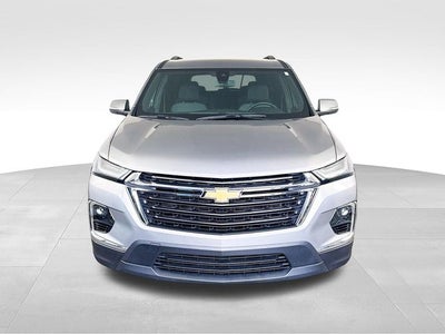 2023 Chevrolet Traverse LT w/ HEATED SEATS
