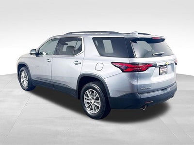 2023 Chevrolet Traverse LT w/ HEATED SEATS