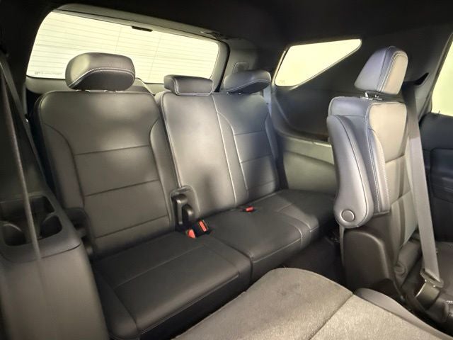 2027 Chevrolet Traverse LT 2LT