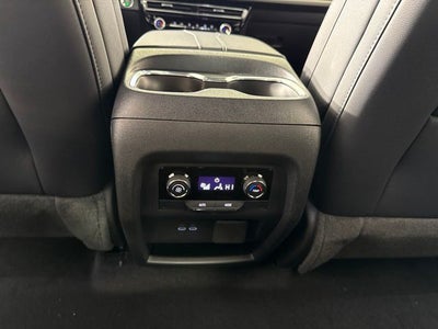 2027 Chevrolet Traverse LT 2LT