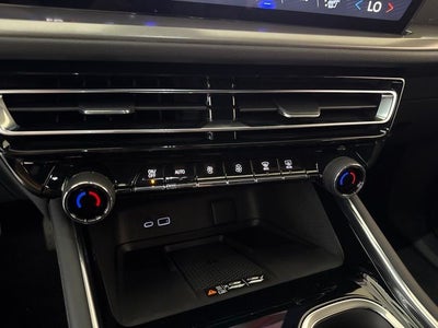 2027 Chevrolet Traverse LT 2LT
