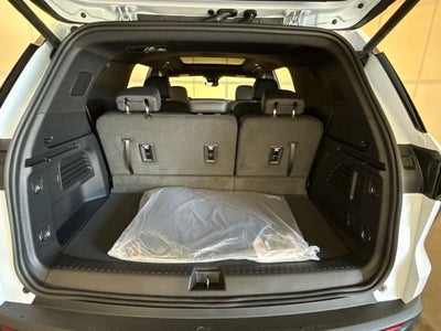 2027 Chevrolet Traverse LT 2LT
