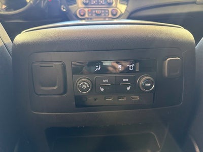 2018 Chevrolet Tahoe Premier w/ REAR ENTERTAINMENT