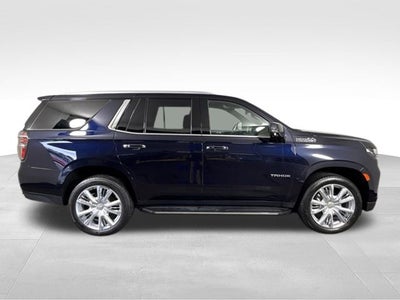 2023 Chevrolet Tahoe High Country w/ PANO ROOF