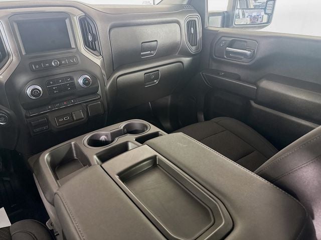2025 GMC Sierra 2500HD Pro w/ APPLE CARPLAY