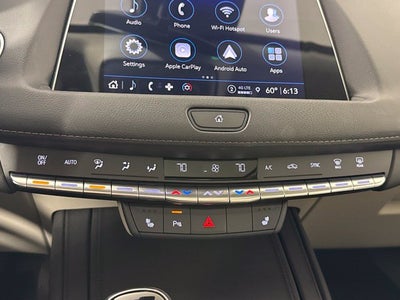 2023 Cadillac XT4 Luxury w/ PANO ROOF