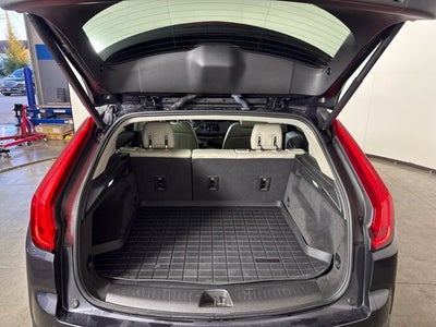 2023 Cadillac XT4 Luxury w/ PANO ROOF
