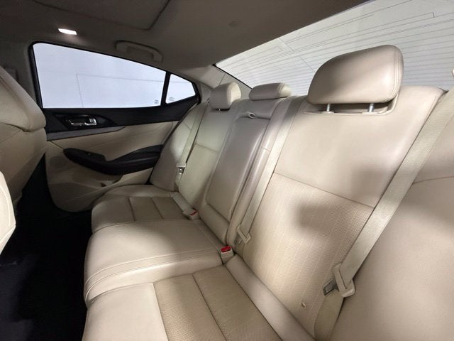 2017 Nissan Maxima 3.5 SL w/ PANO ROOF