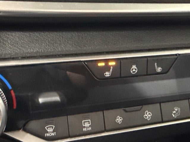 2019 Nissan Altima 2.5 SV AWD w/ MOONROOF