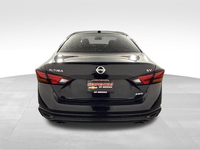 2019 Nissan Altima 2.5 SV AWD w/ MOONROOF