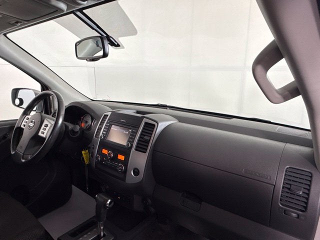 2018 Nissan Frontier PRO-4X w/ HEATED SEATS