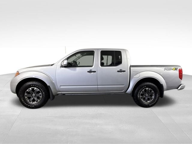 2018 Nissan Frontier PRO-4X w/ HEATED SEATS