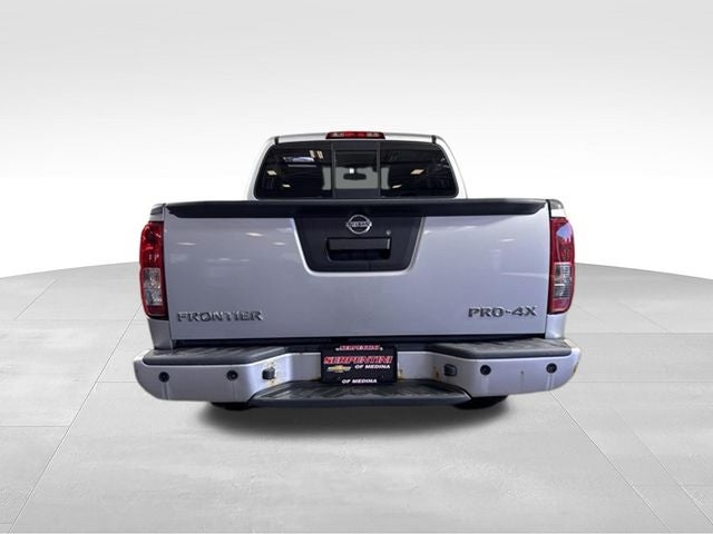 2018 Nissan Frontier PRO-4X w/ HEATED SEATS