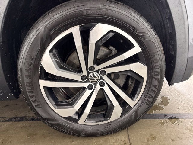 2021 Volkswagen Atlas 2.0T SEL Premium w/ PANO ROOF