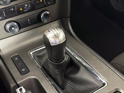 2012 Ford Mustang V6 w/ CLEAN CARFAX