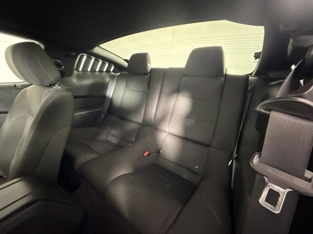 2012 Ford Mustang V6 w/ CLEAN CARFAX